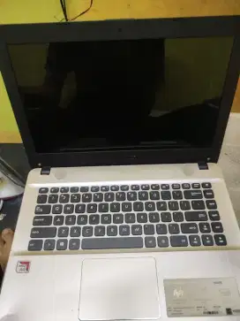 Laptop Asus X441