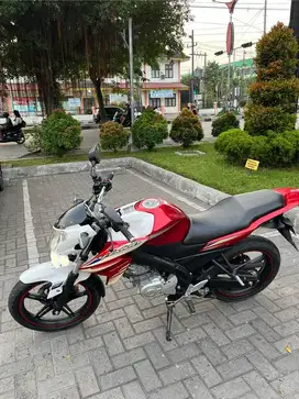 Dijual Yamaha Vixion 2014 Full Ori