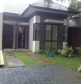 Rumah Dijual di sentul Nirwana