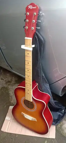 gitar akustik ruison