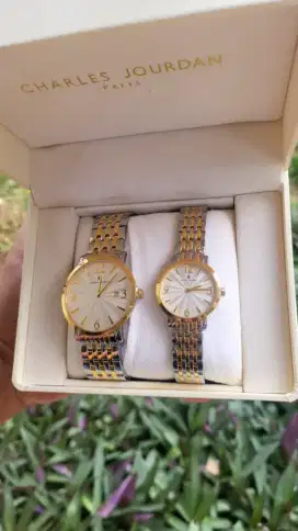 Charles Jourdan Couple CJ216