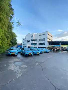 Dibutuhkan segera driver taksi blue bird  pool halim cililitan