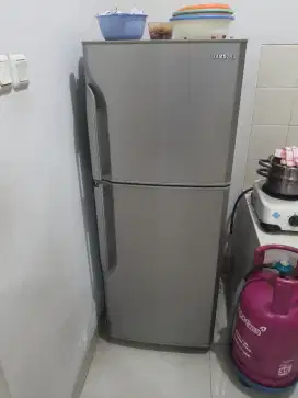 KULKAS SAMSUNG 2 PINTU