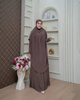 Di cari host live tiktok dan shope[wanita]