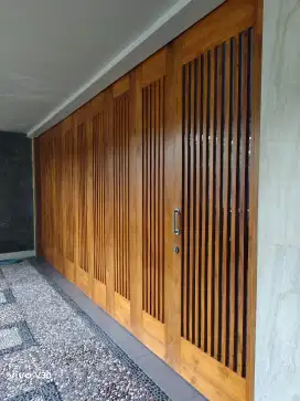 Pintu garasi kayu jati