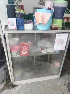 etalase makanan