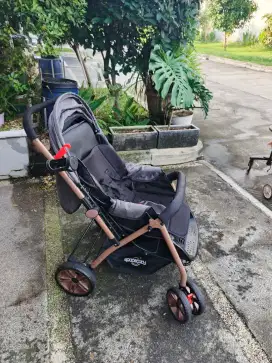 JUAL STROLLER BABYDOES MULUS