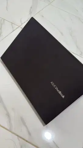 ASUS ZENBOOK S433F