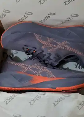ASICS NOVABLAST 5