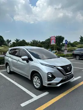 Dijual Nissan Livina EL M/T Tahun 2019