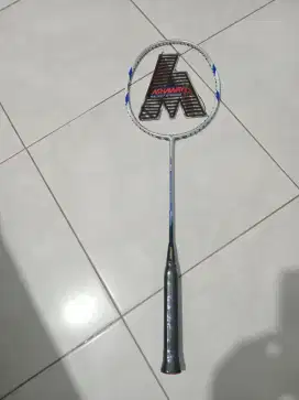Raket badminthon merk Ashaway baru gress batangan