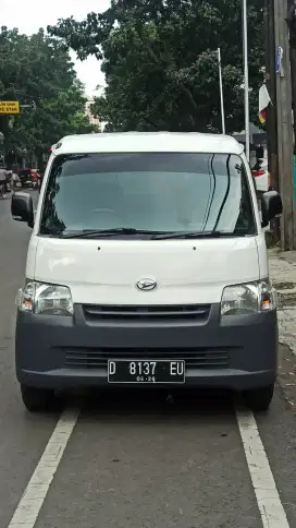 Blind Van 1.3 AC 2015. Tdp9jt / Cash. Granmax