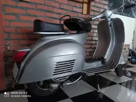 Dijual Vespa Sprint 76