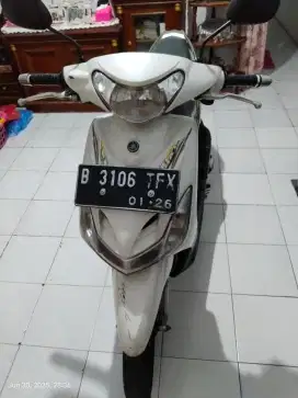 Mio Smile Putih 2011