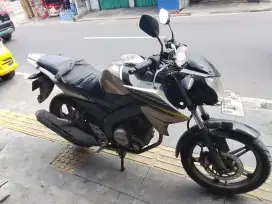 Jual motor vixon 2013