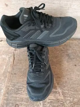 Jual sepatu Adidas duramo sl triple black original size 40 bisa cod