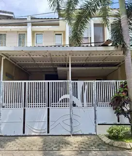 Rumah Modern 2 Lantai Lokasi Bagus Graha Mulia Dekat Kampus Ub