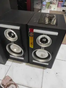 Speaker aktip Polytron 4inch masih baru belum pakai bluetooth