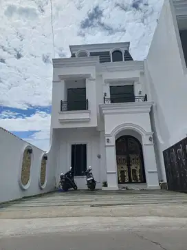 Rumah mewah siap huni di  Gandaria Jakarta selatan, dekat perkantoran