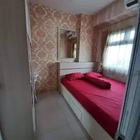 SEWA MURAH Apartemen Green Pramuka di Atas Mall Full Furnish