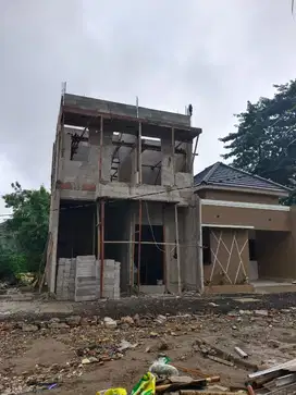 Rumah jakarta cash kpr 750 juta cipayung  tmii lubang buaya cipayung