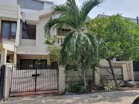 DIJUAL RUMAH DI JANUR-KELAPA GADING. DEPAN MALL KELAPA GADING