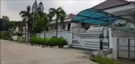 Rumah 2 lt exclusip green garden