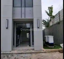Dijual Ruko Siap Pakai di District 91 BSD City -rm