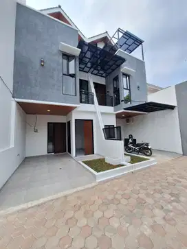 RUMAH TOWNHOUSE MILENIALS INDENT MUMER