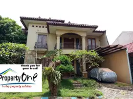 Vila Serpong  rumah hook dijual cepat
