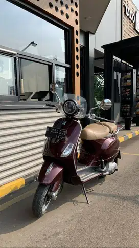 Vespa LXV 150 3Vie 2013 - Retro Klasik, Mesin Halus, Pajak Hidup