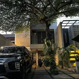 Rumah Di Ciniru Jakarta Selatan