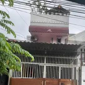 Dijual Rumah Hook lokasi strategis di Rawamangun