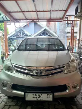 Toyota Avanza 2014 m/t low KM