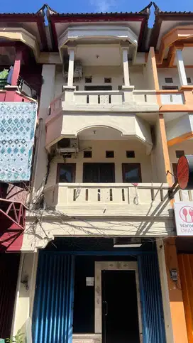 Freehold - Rare Opportunity! Commercial building for sale in Sunset Ro