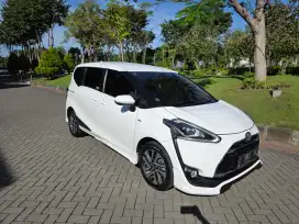 Sienta Q th 2016 Putih