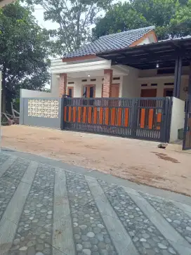Jual rumah di kranggan cibubur mess al jati rangga