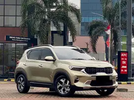 Dijual Kia Sonet Premiere 5 Seat 2021 servis record siap pakai