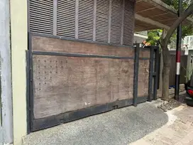 Kayu Merbau lembar besar