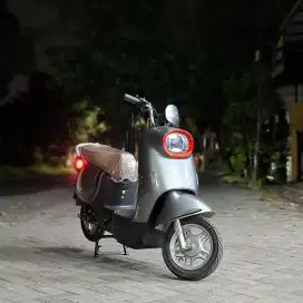SEPEDA LISTRIK VARILUXPRO DISKON HINGGA 600RB TANPA RIBET