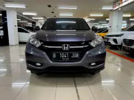Honda hrv 2016 s cvt abu2 pribadi sgt2 terawat