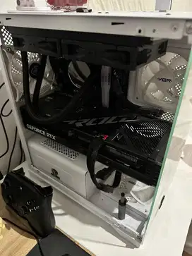 KOMPUTER GAMING RTX SECOND MULUs