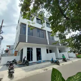 Di Jual Rumah di jalan Kran Kemayoran Jakarta Pusat