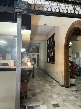 Kost Campur Toilet Dalam