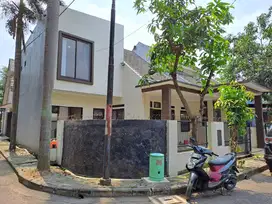 Di Jual Rumah di Serpong Park, BSD City