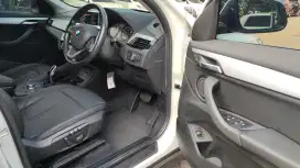 BMW X1 sDrive 18i 2021 Bensin