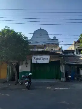 Di JUAL RUMAH / RUKO PINGGIR JALAN SURABAYA