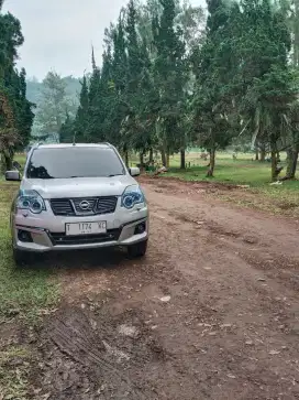 Nissan xtrail T31 2.0 MT