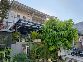 DIJUAL RUMAH BESERTA ISINYA, BERSIH TERAWAT