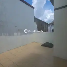 DIJUAL VILLA JALAN FLAMBOYAN KOMPLEK VILLA SETIA BUDI FLAMBOYAN (meiky